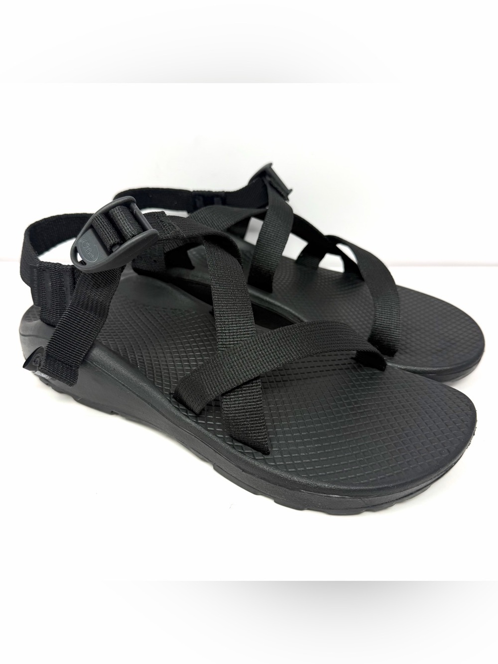 Chaco Women’s Z/Cloud Sandals Sz 9 Black Strappy Athletic Hiking Water Outdoors